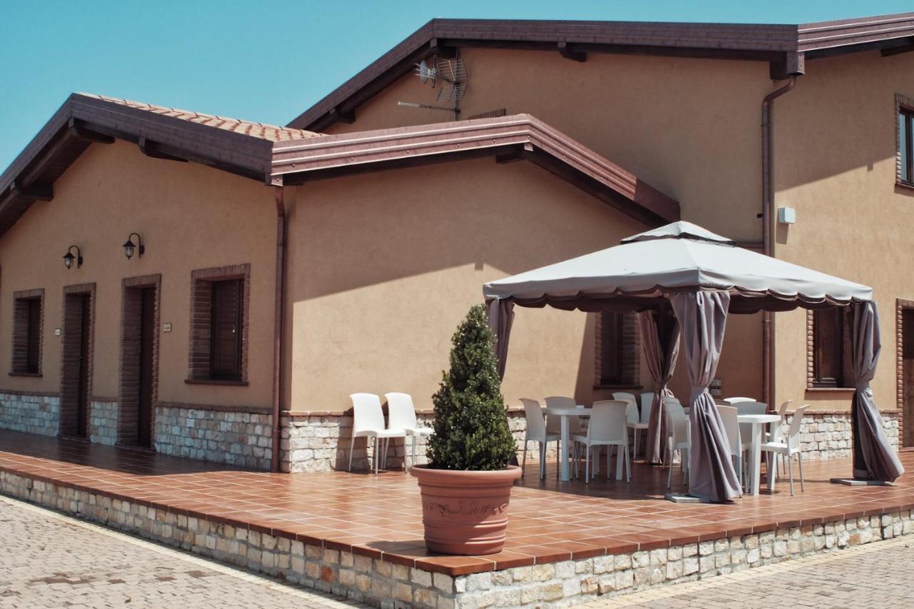 Agriturismo Albachiara Bisignano Eksteriør bilde